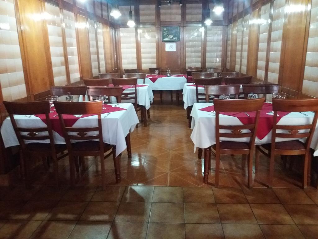 Hotel Tantzi Sinaia Buitenkant foto